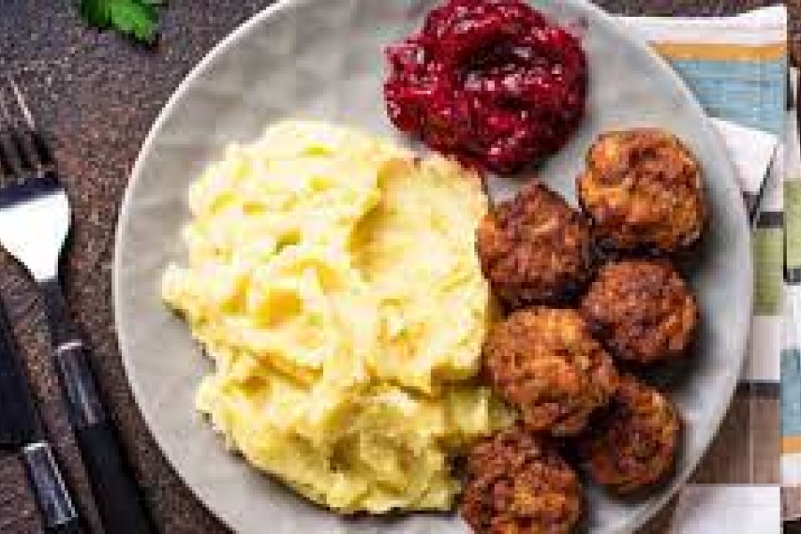 boulettes-la-suedoise-pomme-de-terre-fine-oignons-rouges-et-confit-erable