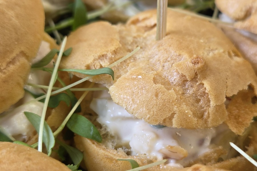 petit-chou-la-mousse-de-poulet-et-sa-garniture-la-waldorf