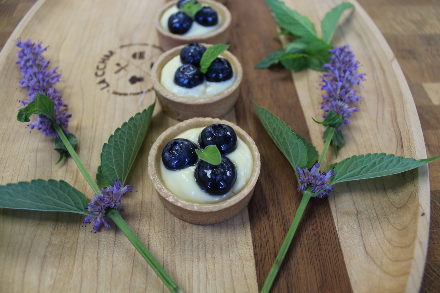 tartelette-au-citron-et-petits-fruits