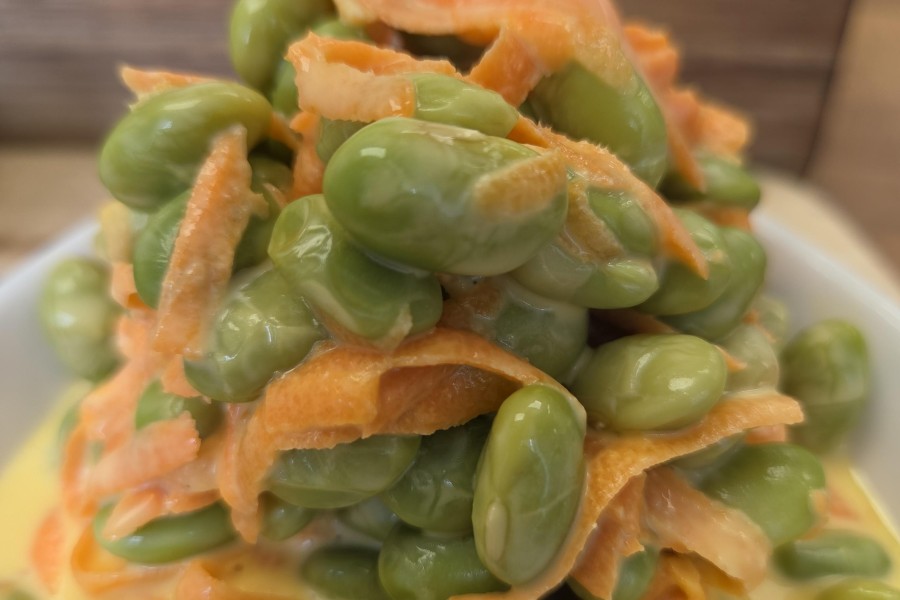 salade-edamame-radis-carotte-et-vinaigrette-cremeuse-asiatique